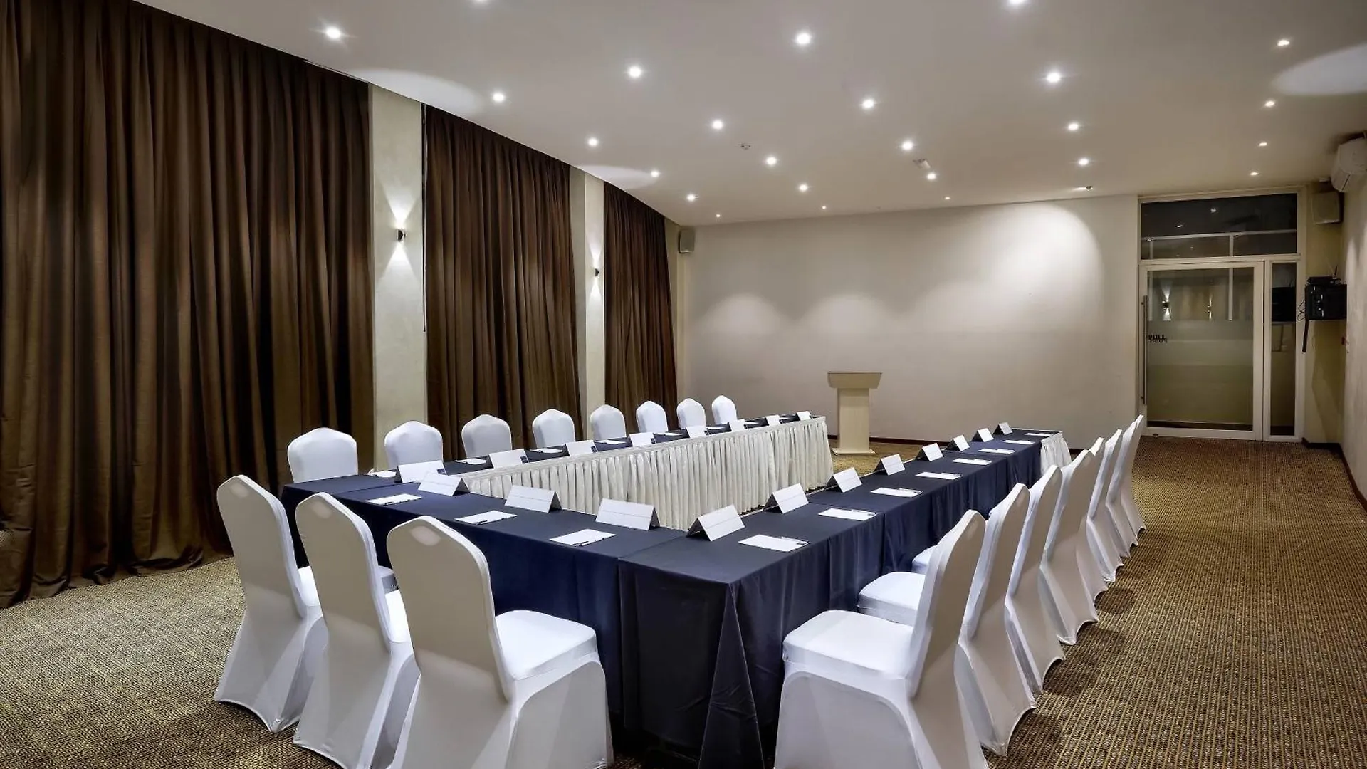 Protea Hotel By Marriott Kampala Skyz Uganda